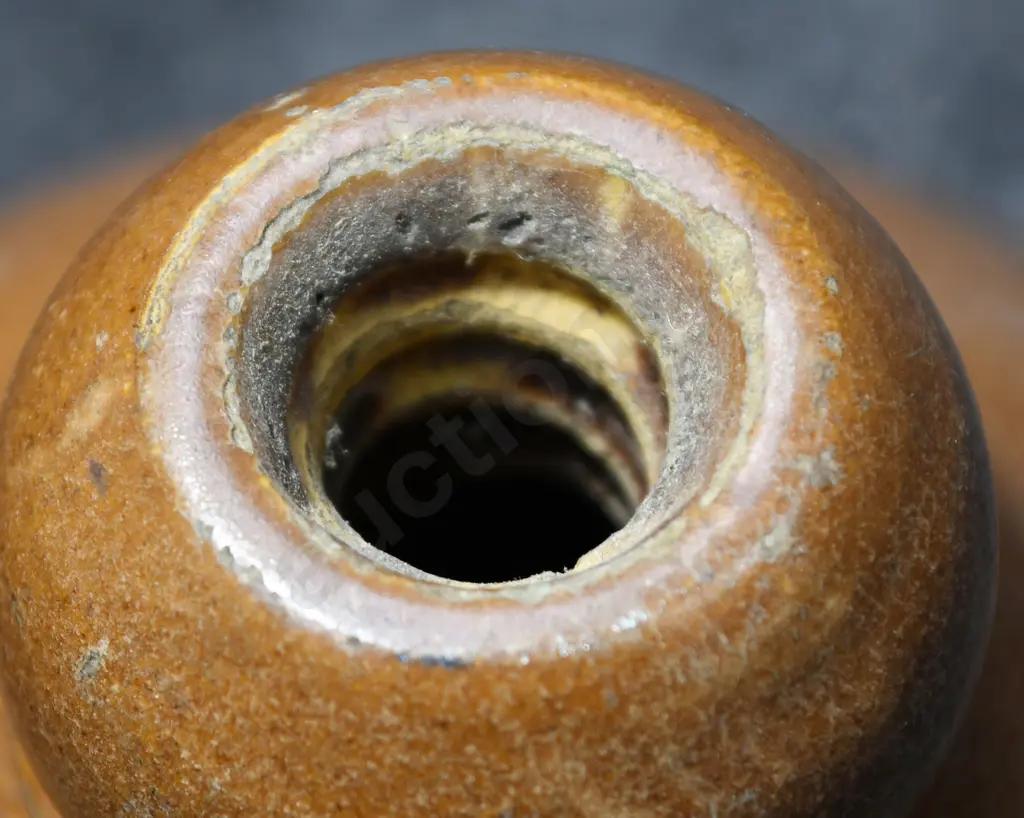 QUILTER MATURA STONE JAR Image 1++