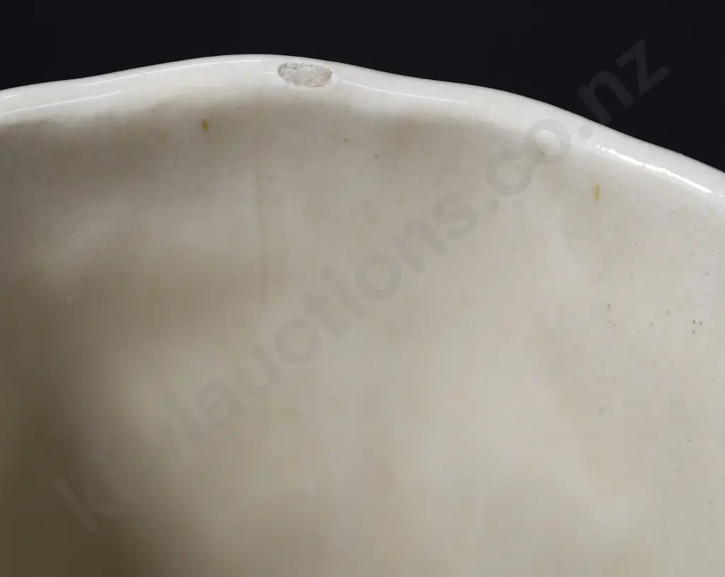 MOLLÉ POTTERY VASE Image 1++