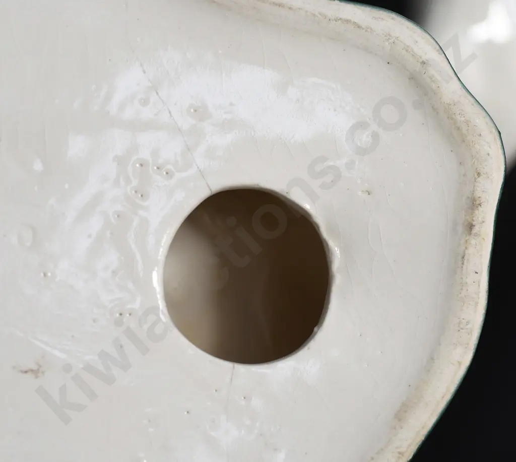 TITIAN STUDIO FLYING SEAGULL Image 1++