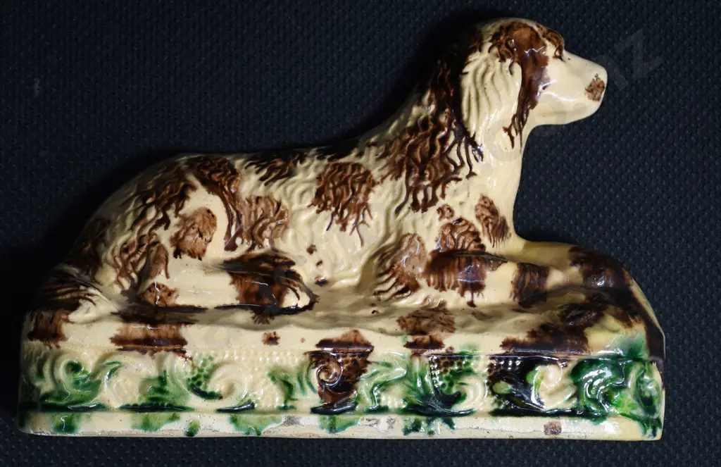 LUKE ADAMS MAJOLICA MANTLE DOGS Image 1++