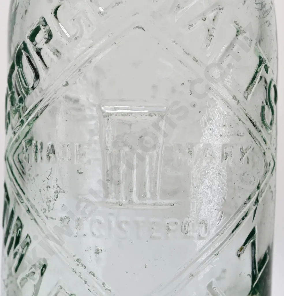 WATTS TIMARU CROWN TOP Image 1++