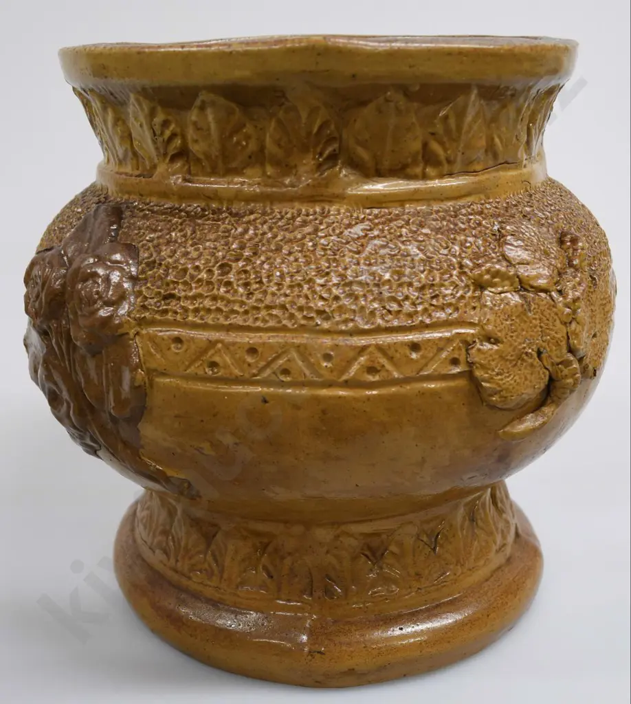 MARLBOROUGH BRICK & PIPE WORKS FLOWER URN Image 1++