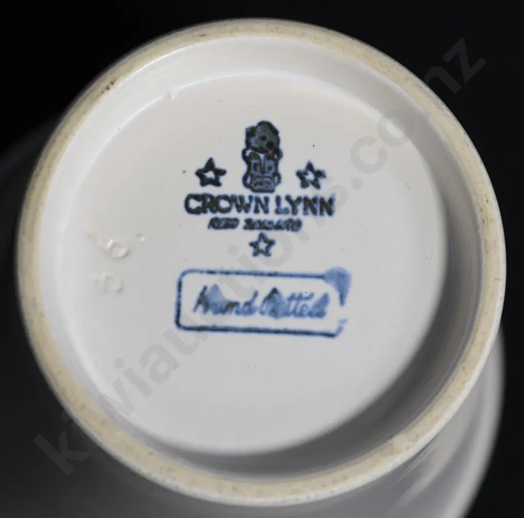 CROWN LYNN HAND POTTED VASE Image 1++