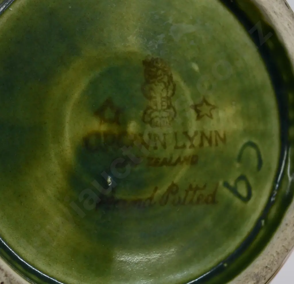 CROWN LYNN DANIEL STEENSTRA VASE Image 1++