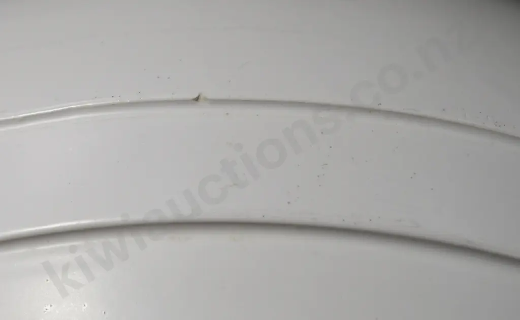 CROWN LYNN SHUFFLEBOTTOM VASE Image 1++