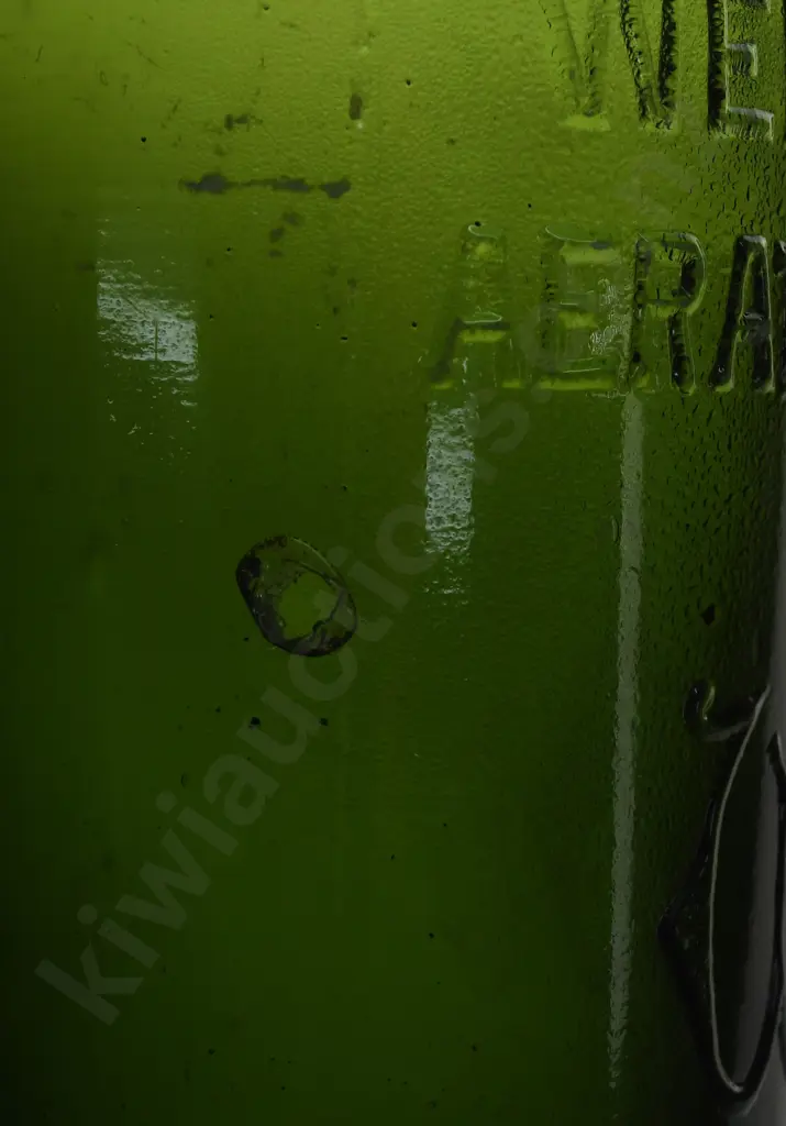 WELLINGTON AERATED WATER CROWN TOP Image 1++