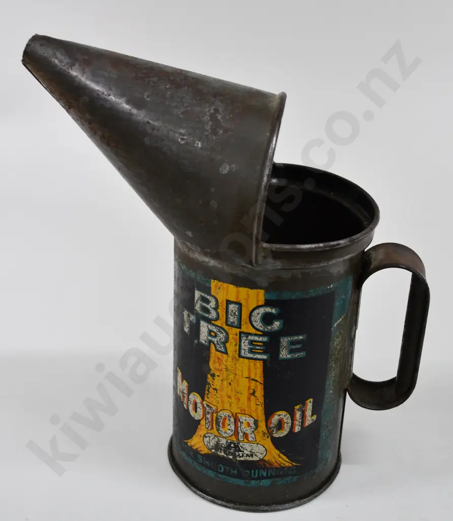 BIG TREE MOTOR OIL CAN/POURER Image 1++