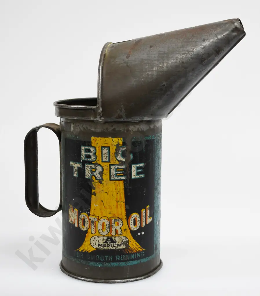 BIG TREE MOTOR OIL CAN/POURER Image 1++