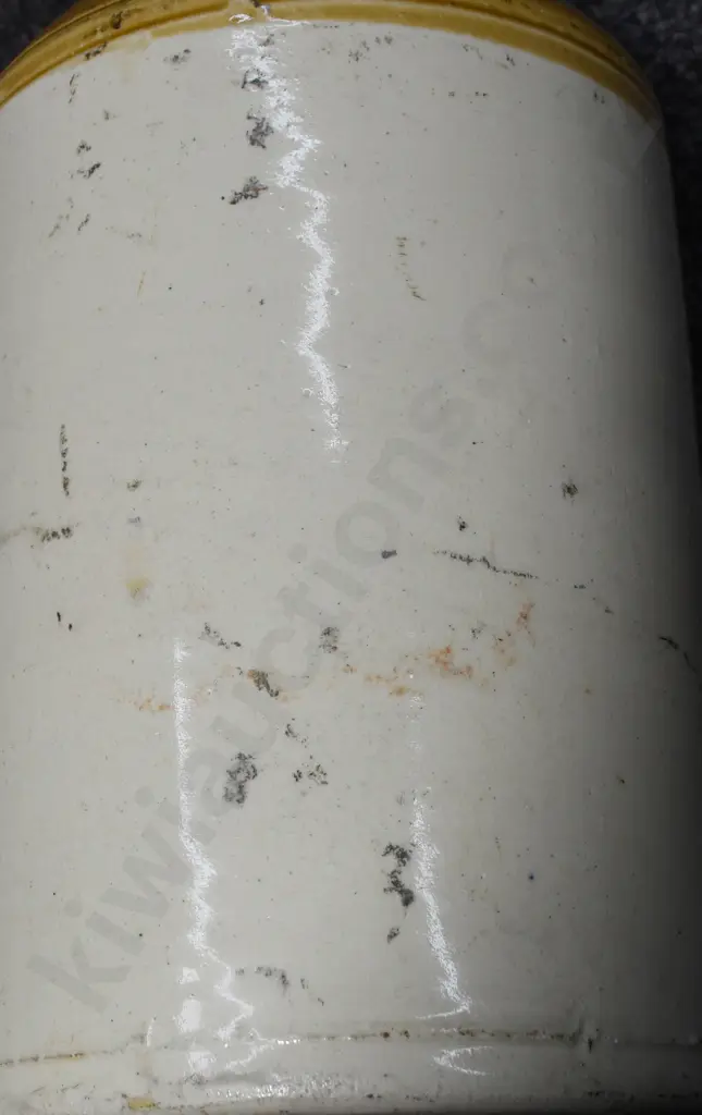 KEMP GORE STONE JAR Image 1++