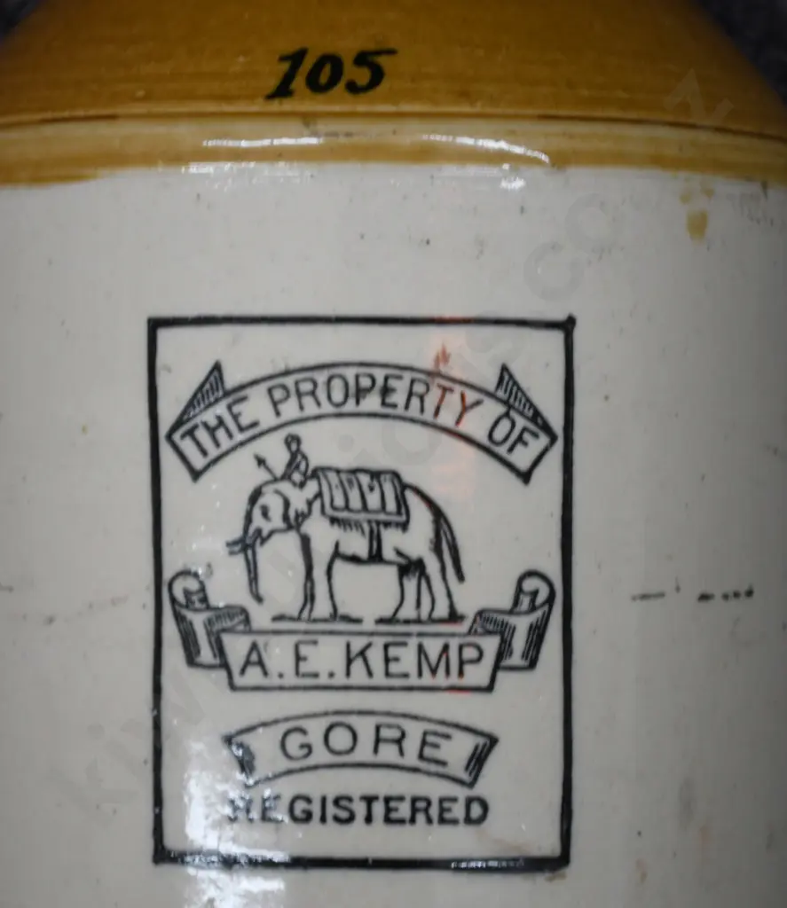 KEMP GORE STONE JAR Image 1++