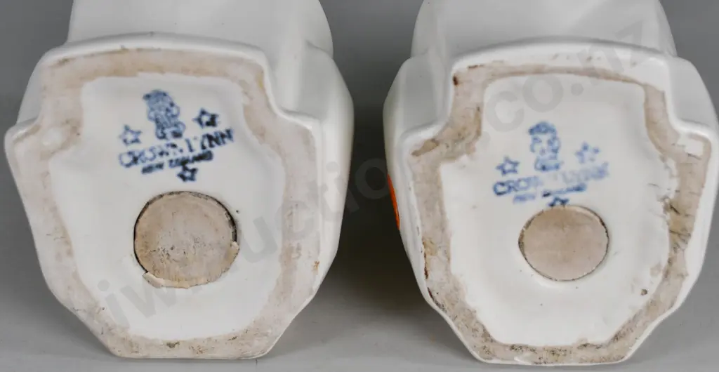 CROWN LYNN POLAR BEER BOOK ENDS Image 1++