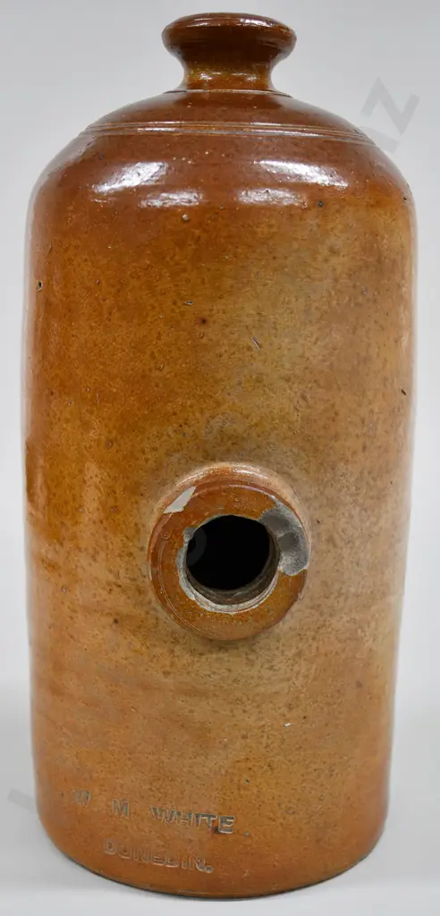 WHITE DUNEDIN HOT WATER BOTTLE Image 1++