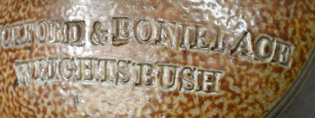 PICKFORD & BONIEFACE WRIGHTS BUSH STORE JAR Image 1++