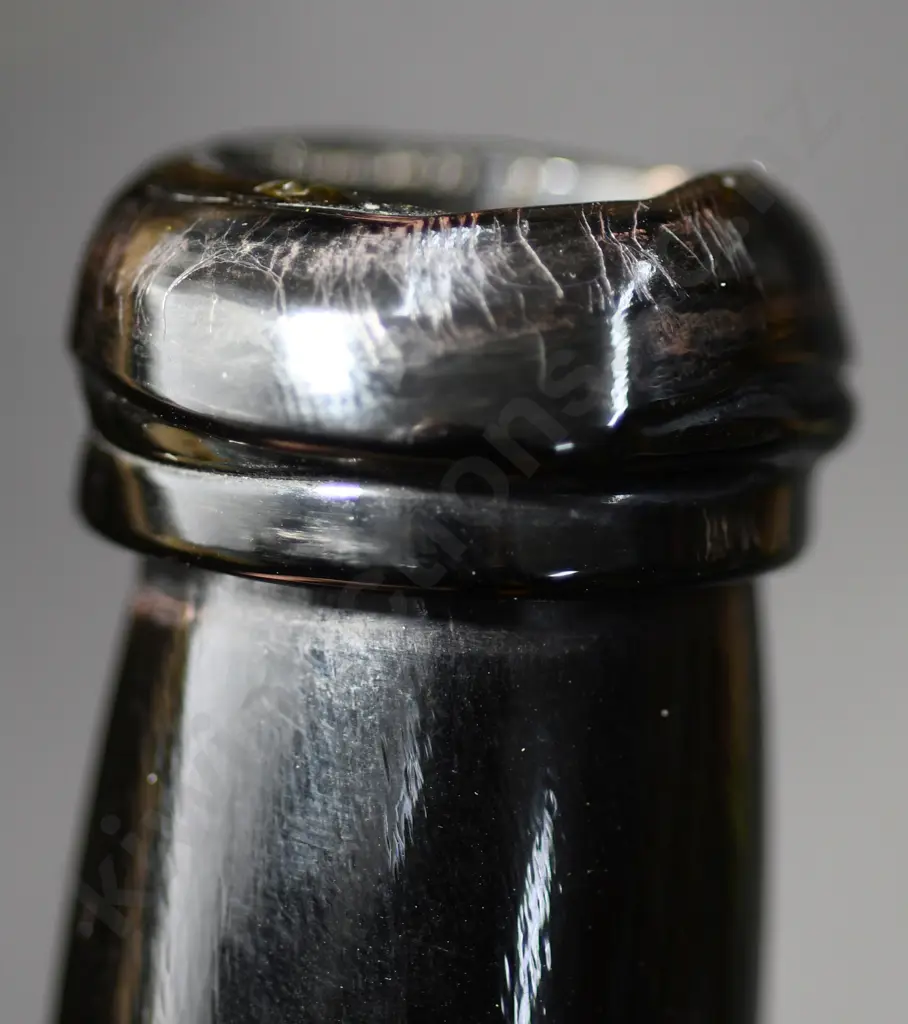 SEALED WINE W A Image 1++