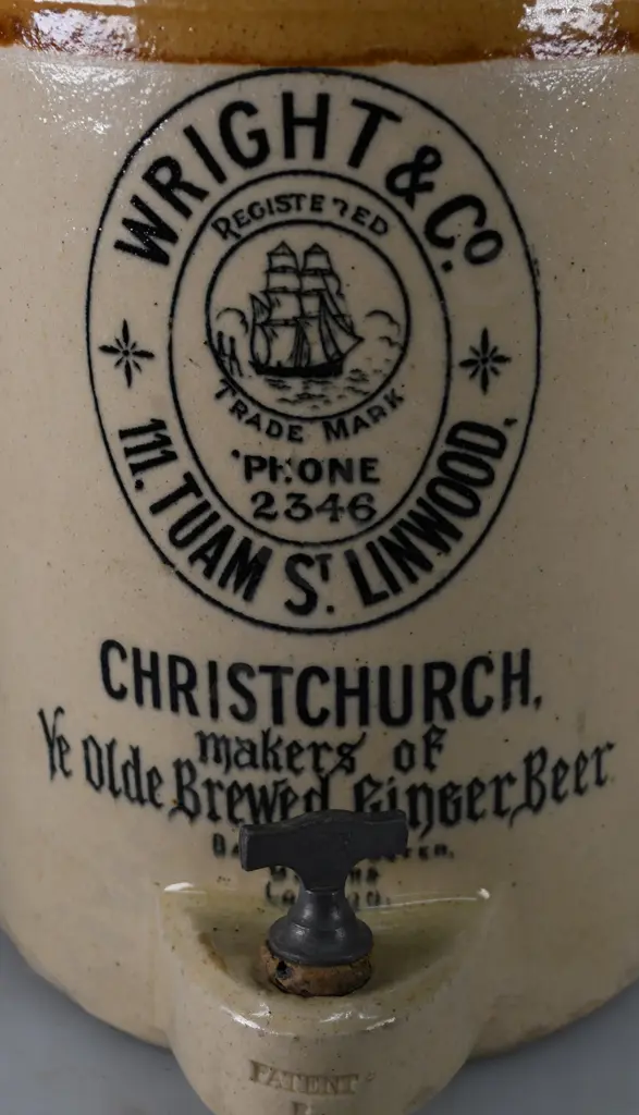 WRIGHT CHRISTCHURCH STONE JAR Image 1++