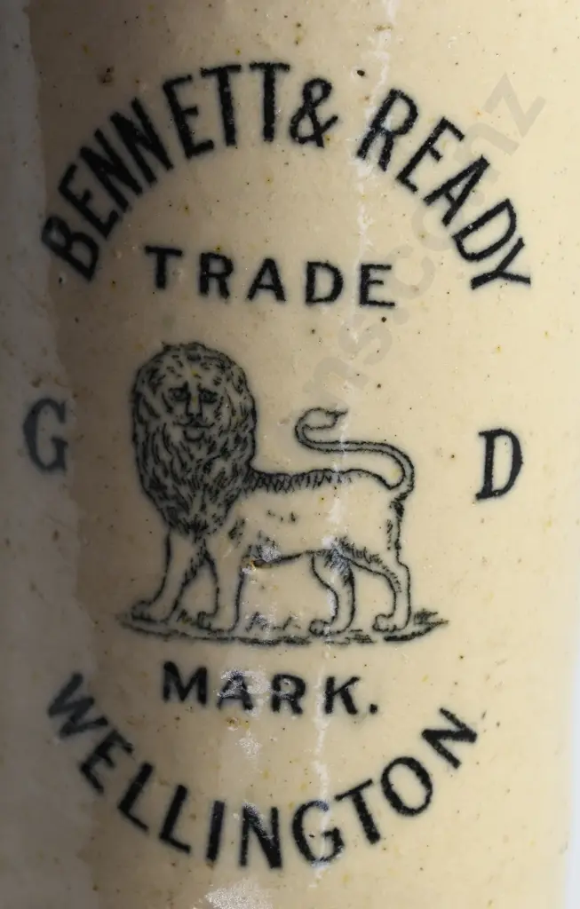 BENNETT READY WELLINGTON GINGER BEER Image 1++