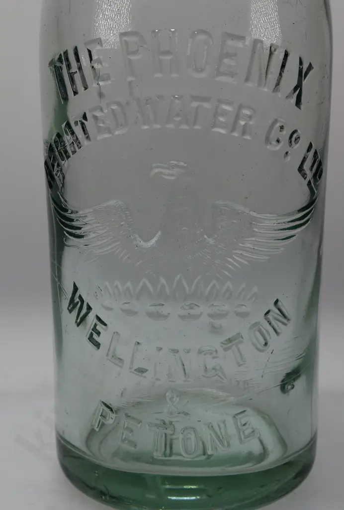 PHOENIX WELLINGTON & PETONE 26oz CROWN TOP Image 1++