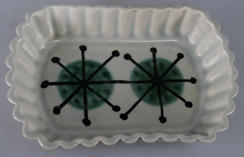 CROWN LYNN 'WERK' POTTERY DISH Image 1++