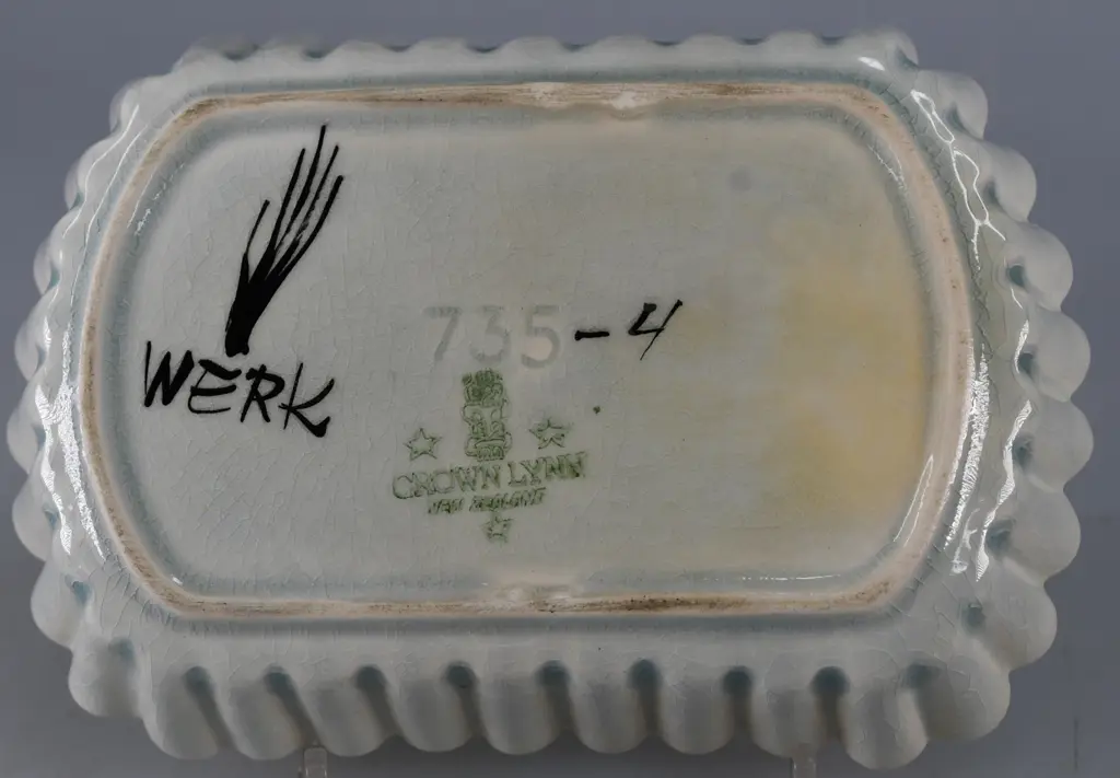 CROWN LYNN 'WERK' POTTERY DISH Image 1++