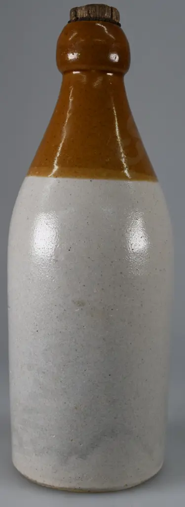 BELL PALMERSTON NORTH AND FEILDING GINGER BEER Image 1++