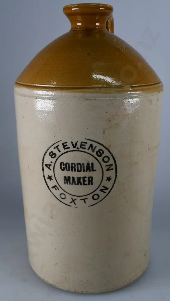 STEVENSON FOXTON STONE JAR Image 1++