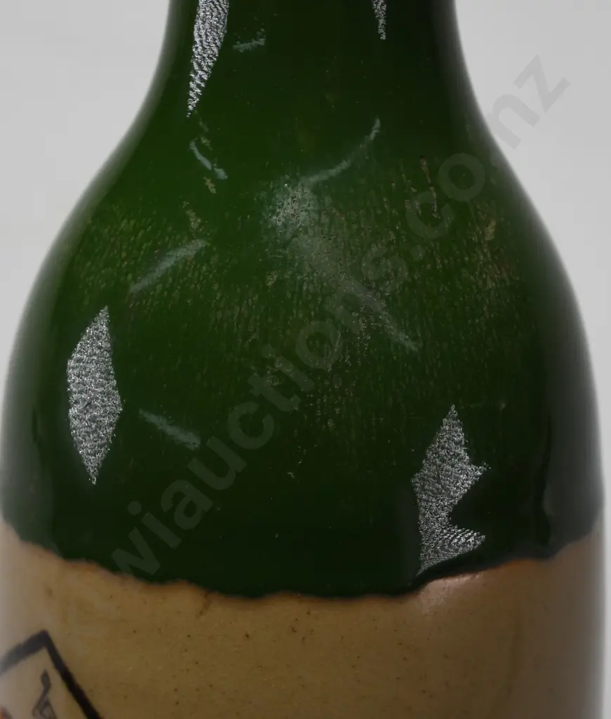GROGAN'S GREYMOUTH GINGER BEER Image 1++