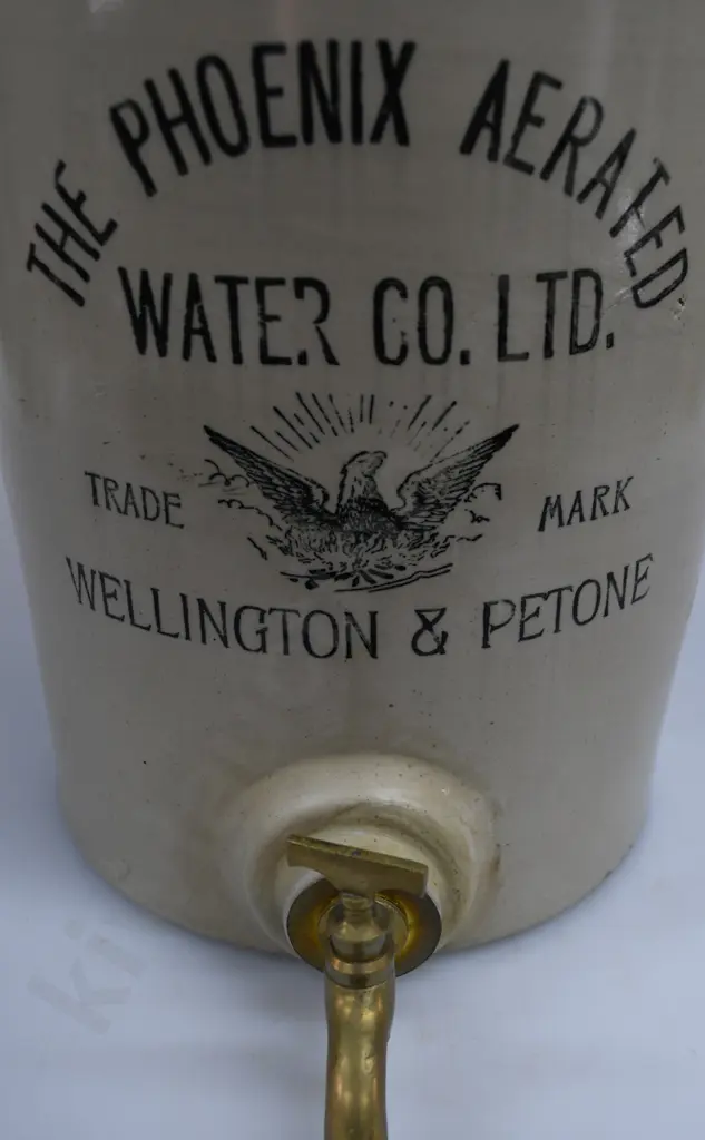 PHOENIX WELLINGTON & PETONE 3 GALLON STONE JAR Image 1++