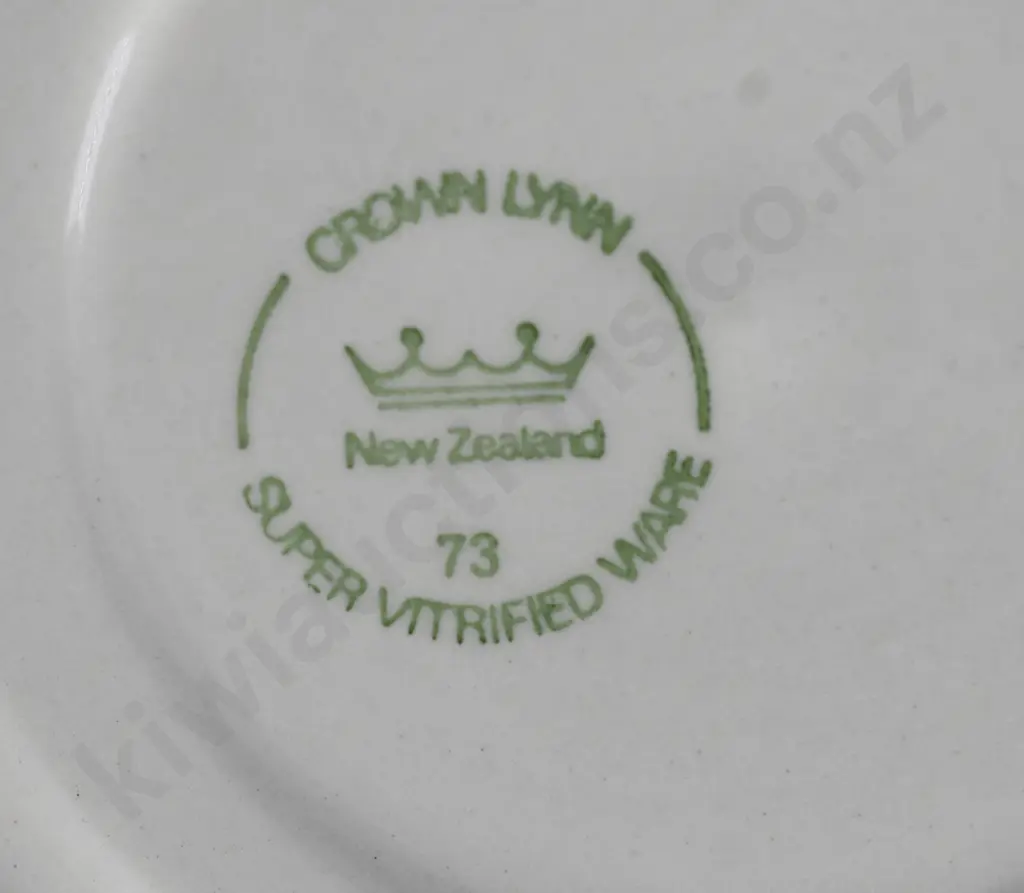 NZR CROWN LYNN CUP & SAUCERS Image 1++