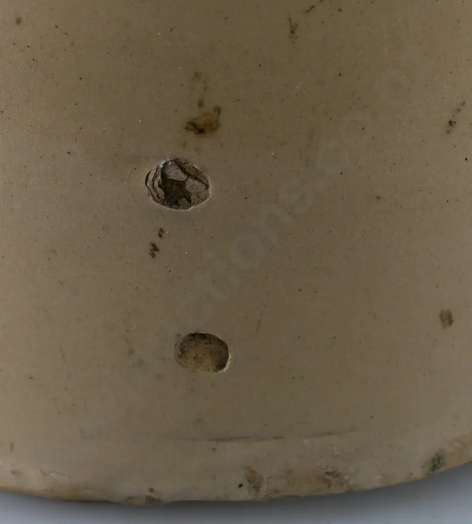 STRACHAN DUNEDIN STONE JAR Image 1++
