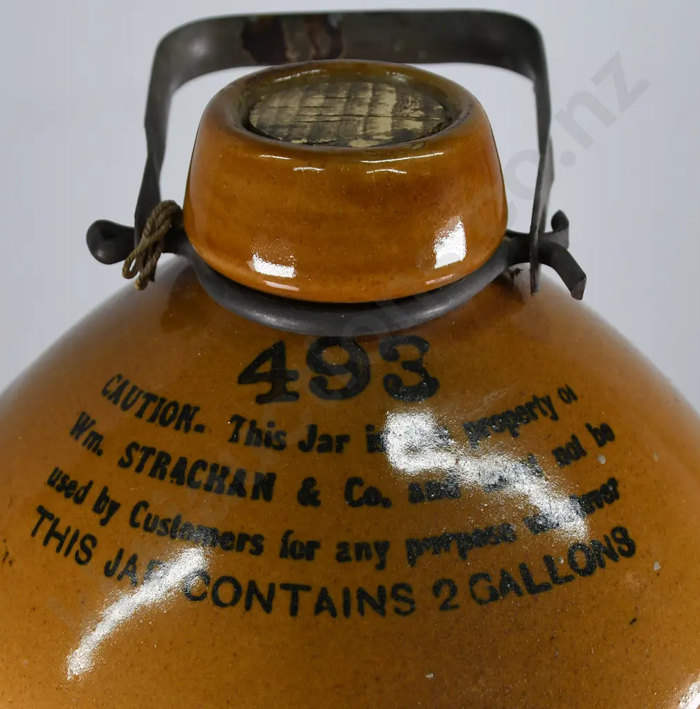 STRACHAN DUNEDIN STONE JAR Image 1++