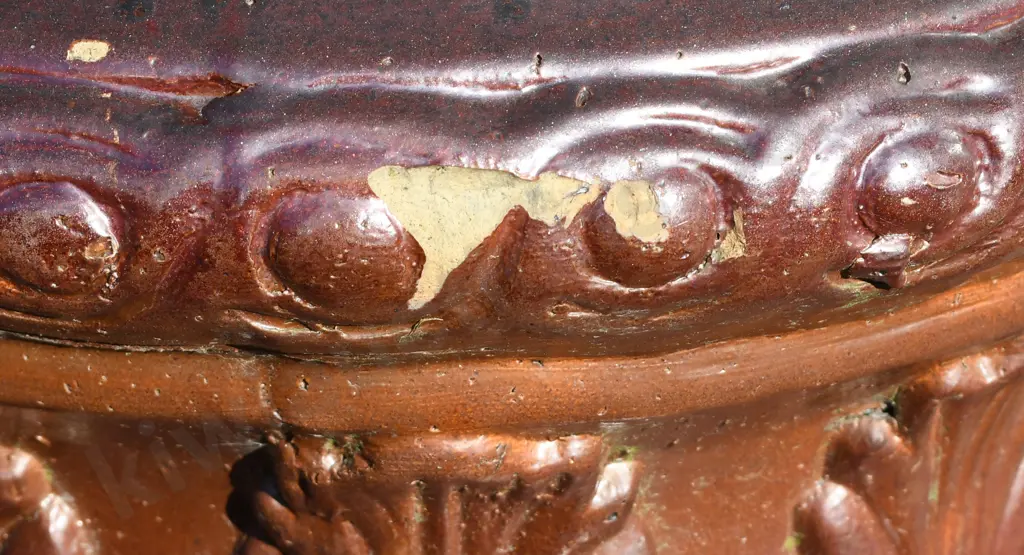 LAMBERT DUNEDIN ORNATE CHIMNEY POT Image 1++