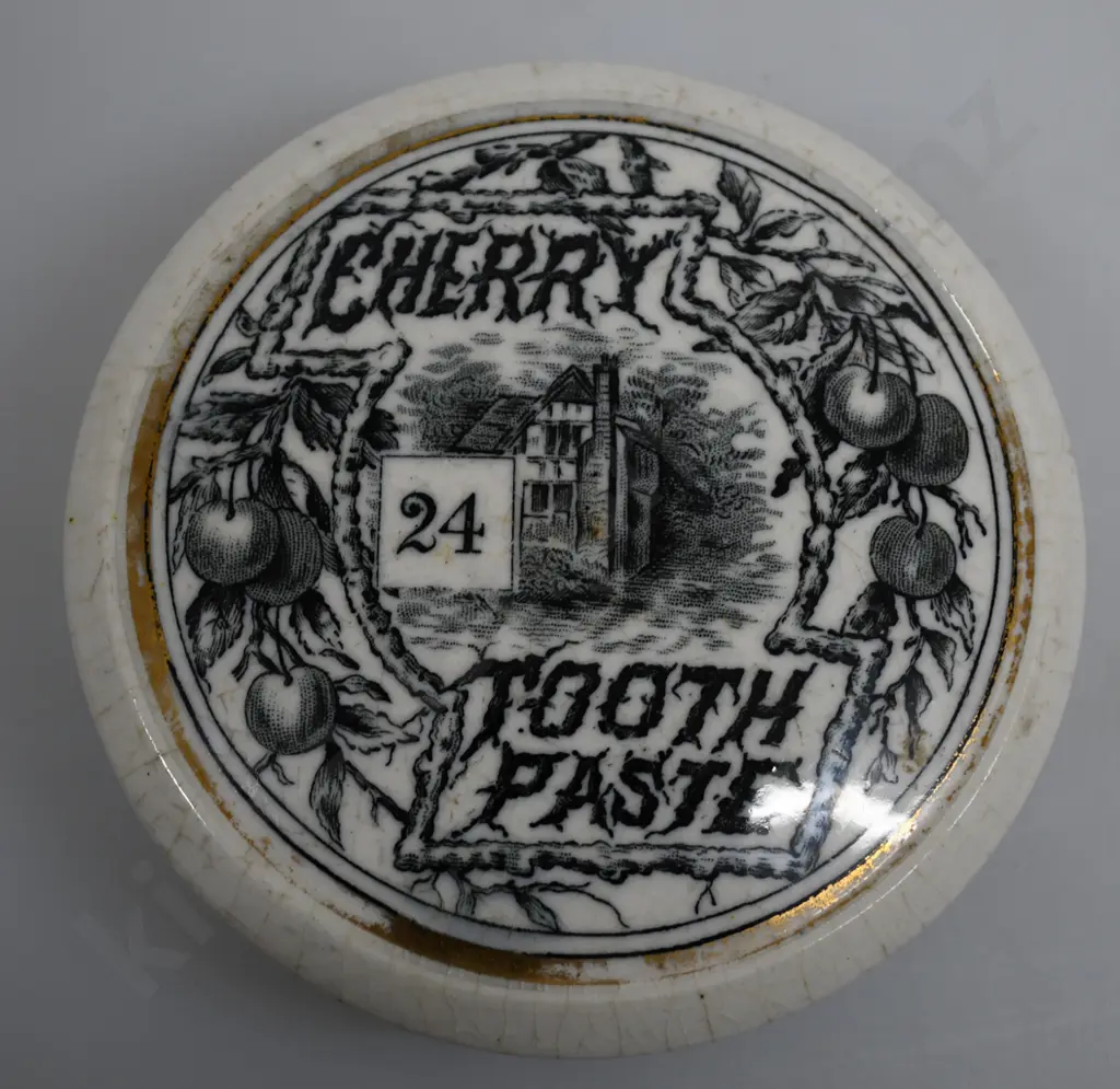 HAUNTED HOUSE CHERRY TOOTH PASTE POT LID Image 1++