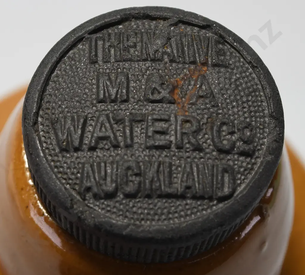 NATIVE MINERAL & AERATED WATER CO AUCKLAND GINGER BEER Image 1++