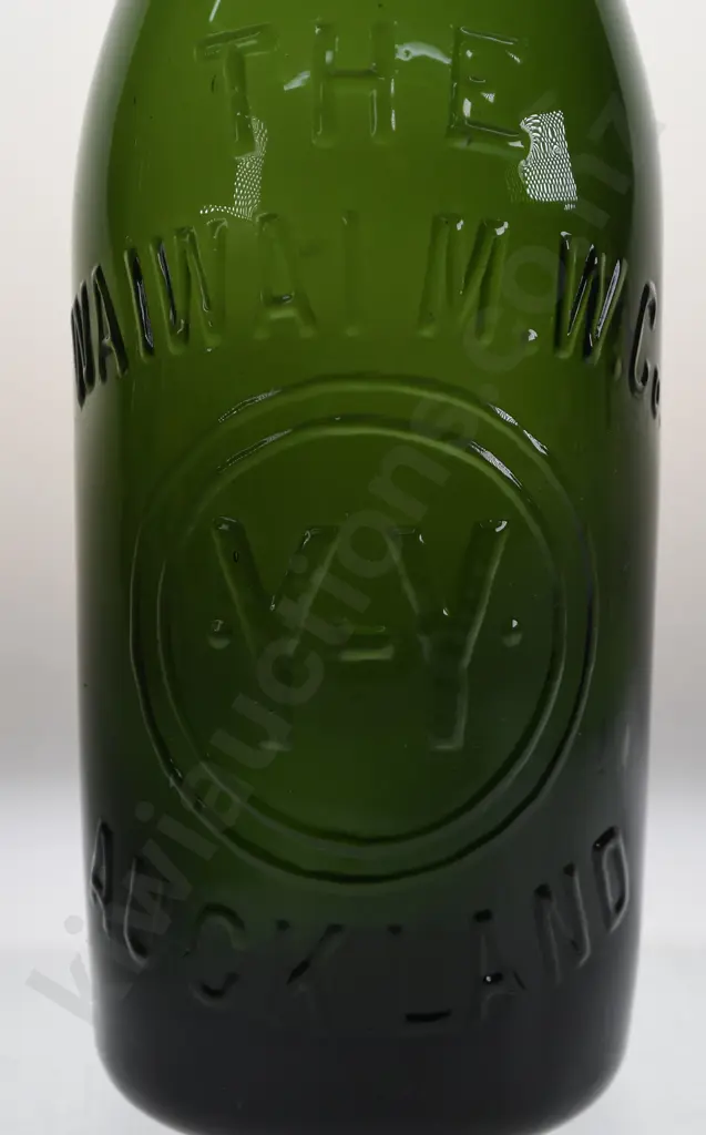 THE WAI WAI AUCKLAND 12OZ GREEN BEER Image 1++