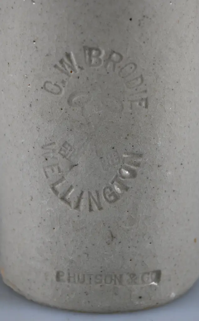 BRODIE WELLINGTON GINGER BEER Image 1++