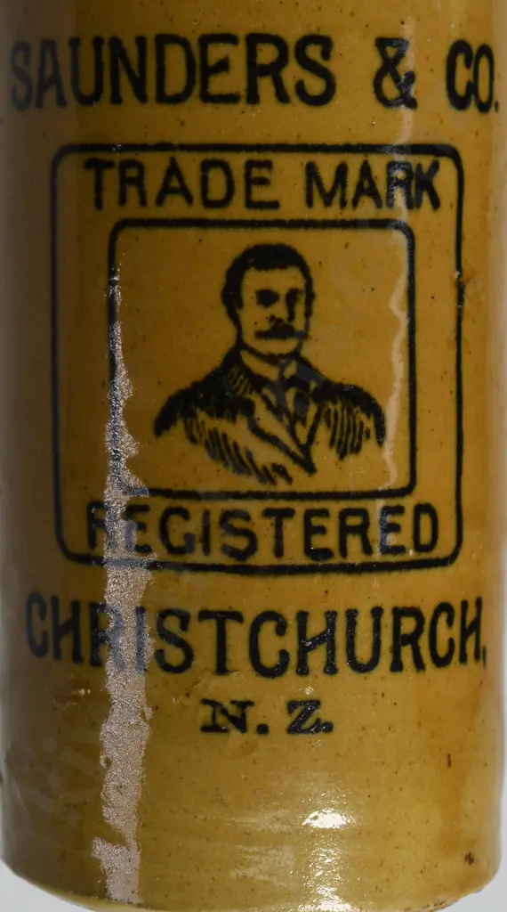SAUNDERS CHRISTCHURCH GINGER BEER Image 1++