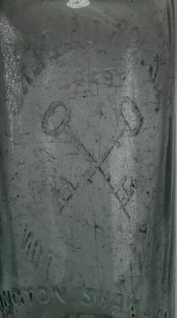 SAUNDERS WELLINGTON CODD Image 1++