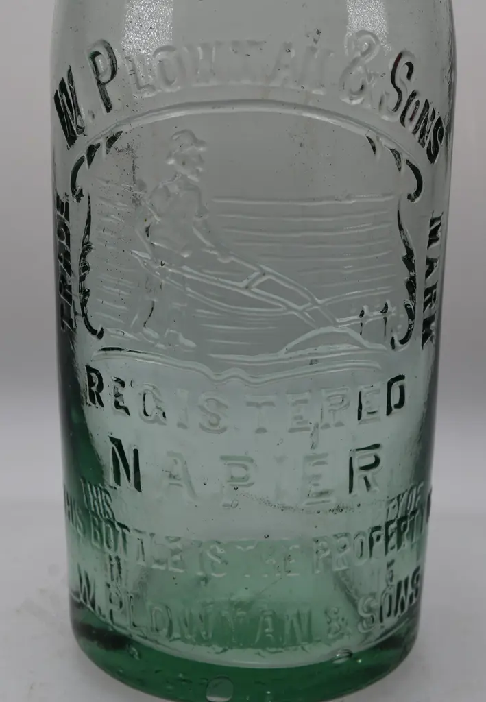 PLOWMAN NAPIER 26oz CROWN TOP Image 1++
