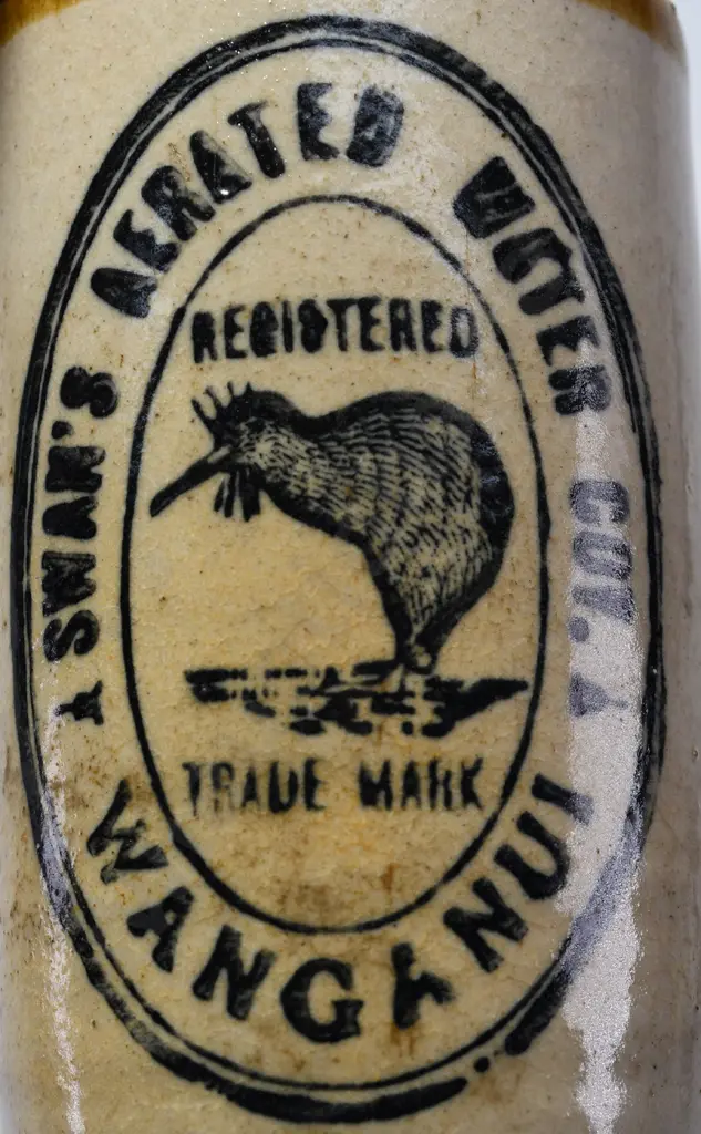 SWAN'S WANGANUI GINGER BEER Image 1++