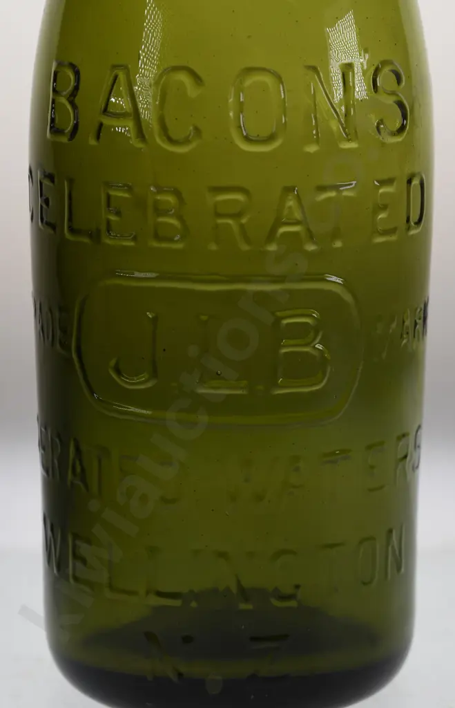 BACON'S CELEBRATED AERATED WATERS WELLINGTON 12oz BEER Image 1++