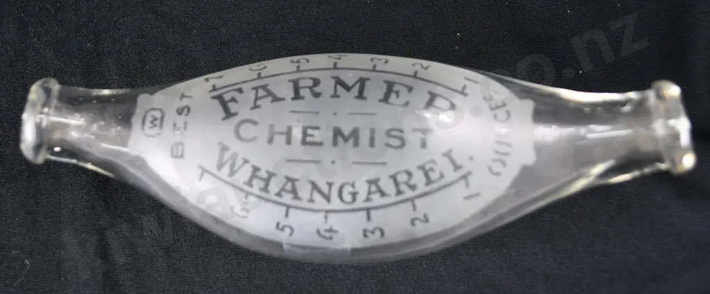 FARMER CHEMIST WHANGAREI BABY FEEDER Image 1++