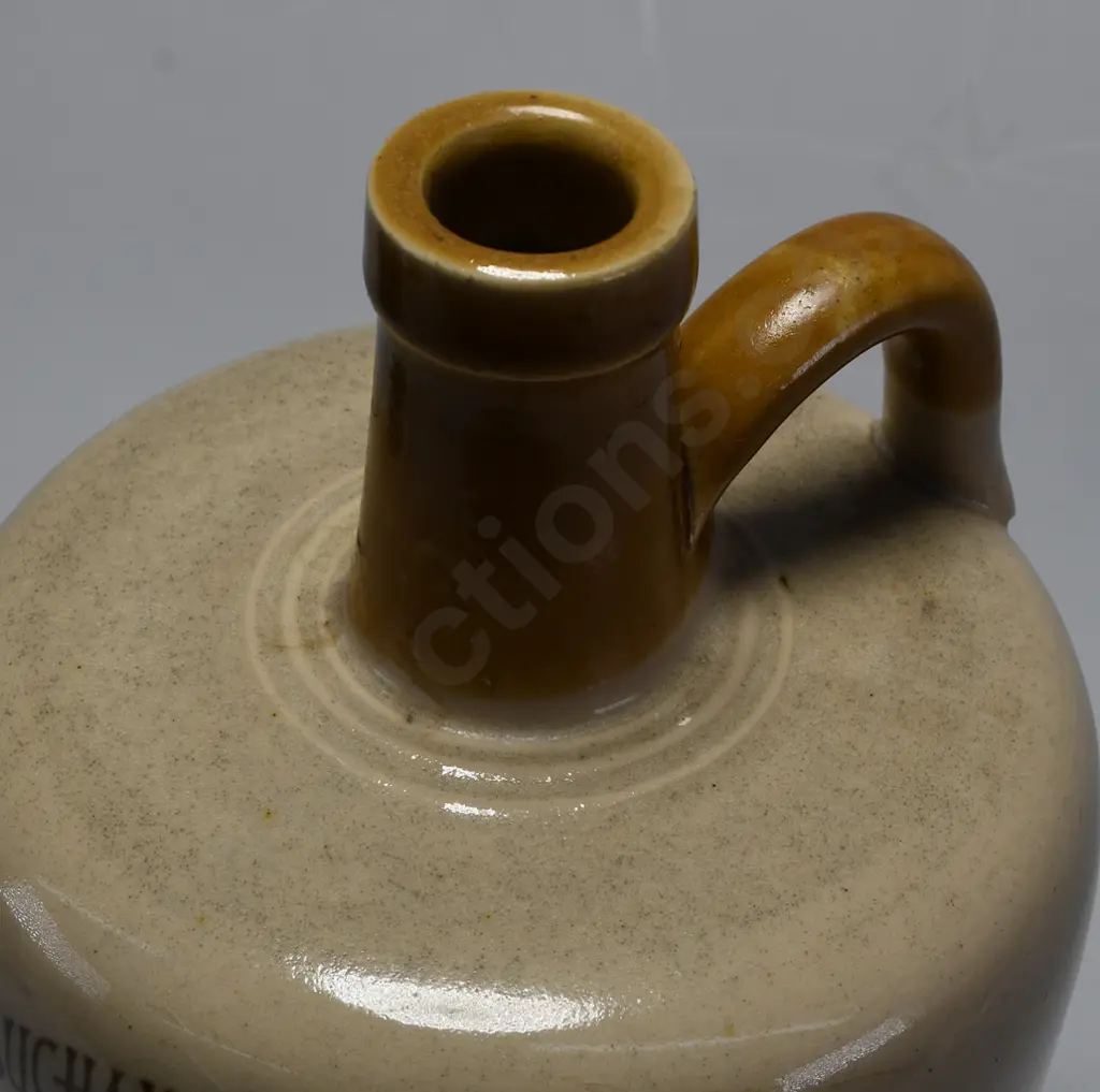 BUCHANAN HOUSE OF COMMONS STONEWARE WHISKY JUG Image 1++