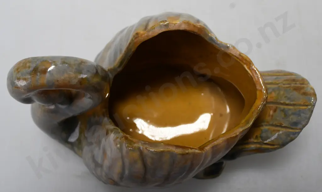 CROWN LYNN/AMBRICO TRICKLE GLAZE SMALL SWAN Image 1++