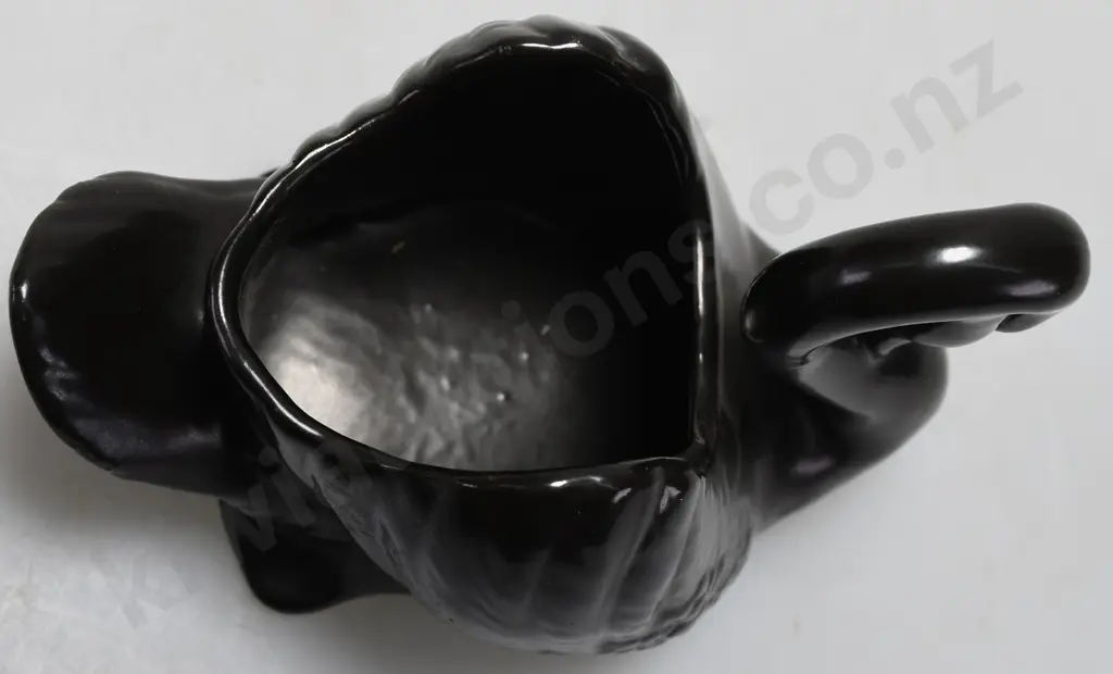 CROWN LYNN SMALL BLACK SWAN Image 1++