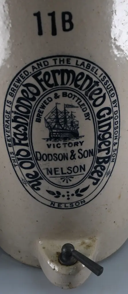 DODSON NELSON 2 GALLON STONE JAR Image 1++