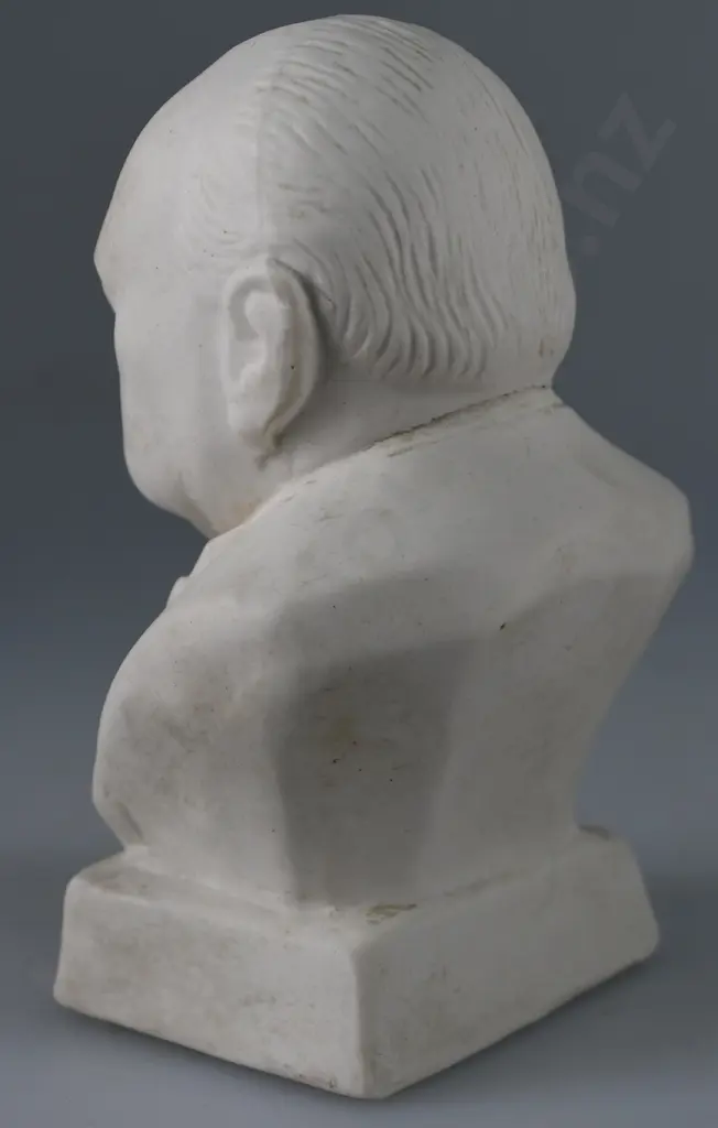 TEMUKA WARE WINSTON CHURCHILL BUST Image 1++