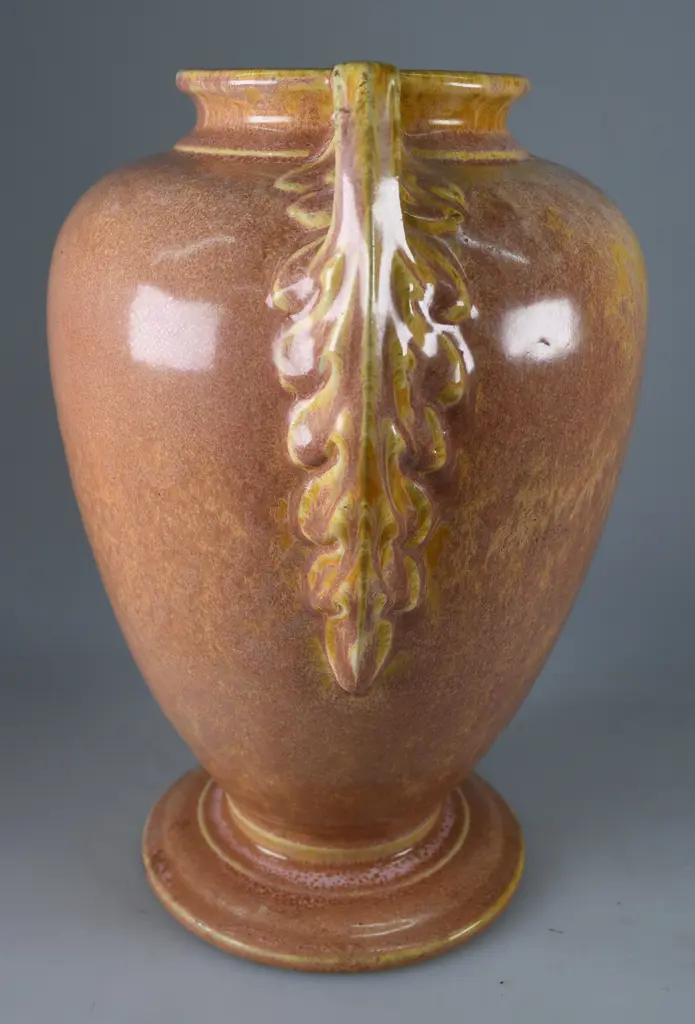 TEMUKA GRECIAN STYLE 2 HANDLED VASE Image 1++