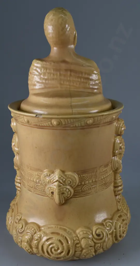 TEMUKA MAORI THEMED TOBACCO JAR LIGHT BEIGE Image 1++