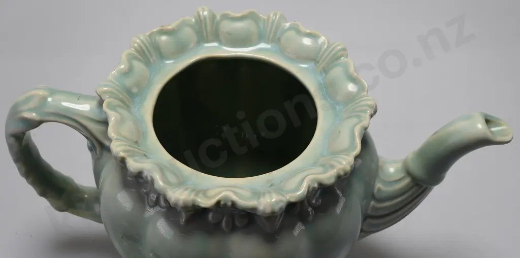 TEMUKA WARE TEAPOT LIGHT MINT Image 1++