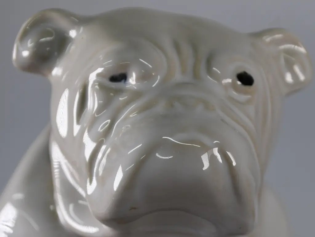 TEMUKA WARE BULLDOG FIGURE Image 1++